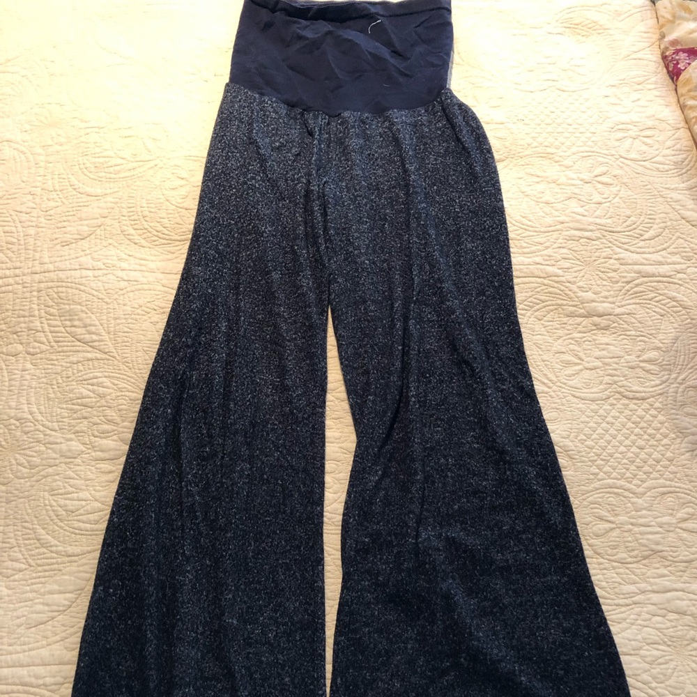 Maternity lounge pants
